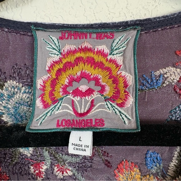 Johnny Was Velvet Embroidered Tunic Top Size L Navy Floral Boho Luxe Blouse - Picture 3 of 7